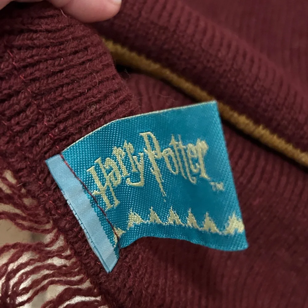 Harry Potter Gryffindor House Wool Scarf Maroon and Gold Halloween